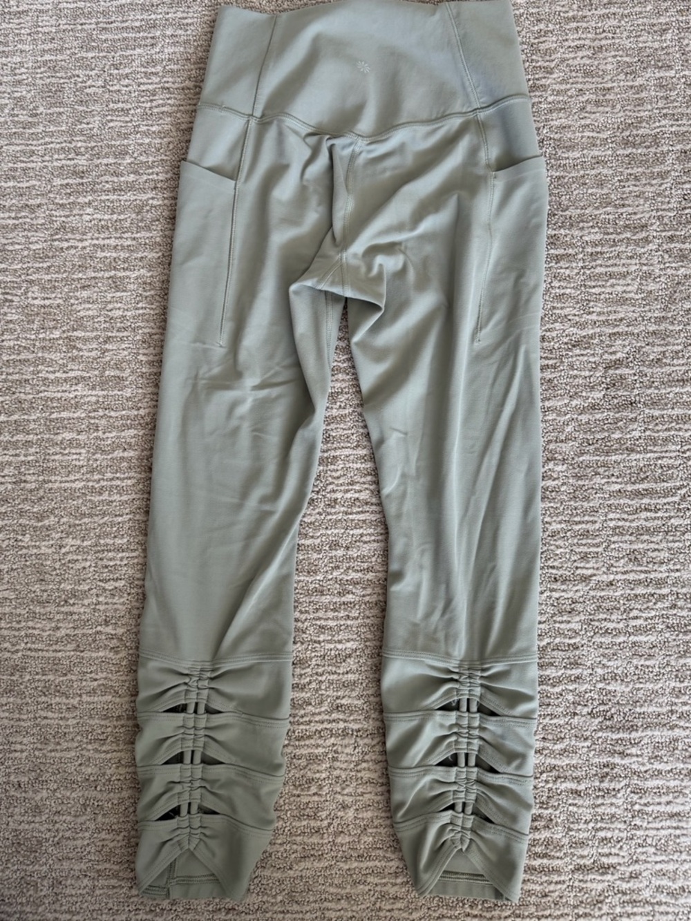 Athleta Salutation Stash Pocket II Cinch 7/8 Tight - Picture 4 of 5